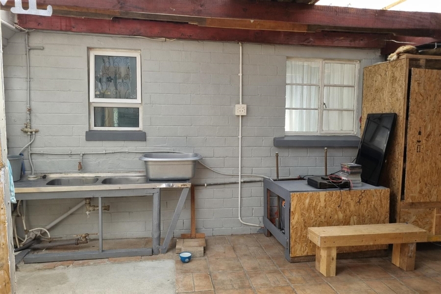 3 Bedroom Property for Sale in Steenberg Western Cape